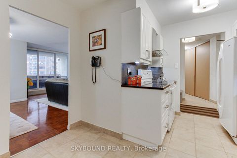 Photo 13 at 705 - 716 The West Mall, West Deane, Toronto