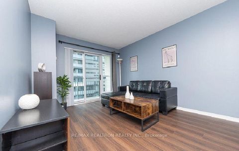 Photo 2 at 708 - 185 Oneida Crescent, Langstaff, Richmond Hill
