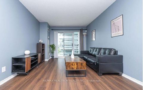 Photo 5 at 708 - 185 Oneida Crescent, Langstaff, Richmond Hill