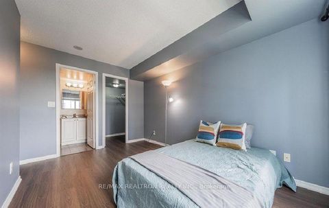 Photo 9 at 708 - 185 Oneida Crescent, Langstaff, Richmond Hill