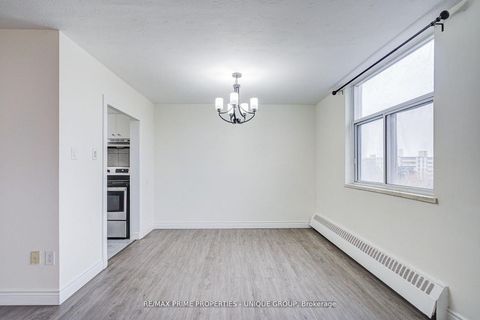 Photo 14 at 606 - 2245 Eglinton Avenue E, Ionview, Toronto