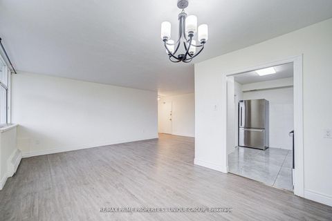 Photo 17 at 606 - 2245 Eglinton Avenue E, Ionview, Toronto