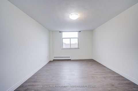 Photo 33 at 606 - 2245 Eglinton Avenue E, Ionview, Toronto