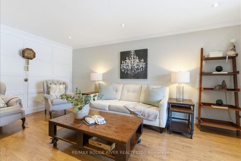 Photo 5 at 90 Robinson Crescent, Pringle Creek, Whitby