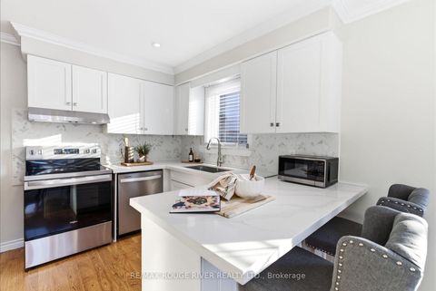 Photo 10 at 90 Robinson Crescent, Pringle Creek, Whitby