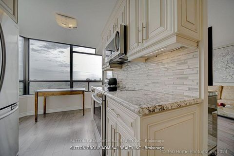 Photo 10 at 1005 - 7440 Bathurst Street, Brownridge, Vaughan