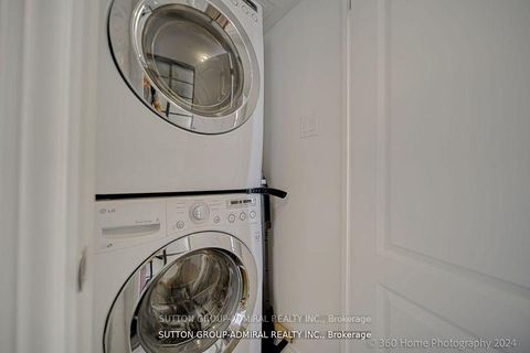 Photo 13 at 1005 - 7440 Bathurst Street, Brownridge, Vaughan