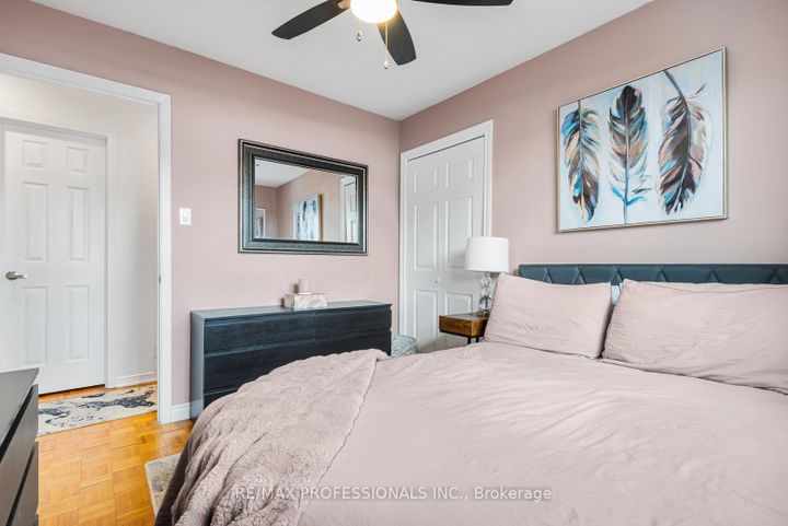 Photo 24 at 7656 Priory Crescent, Malton, Mississauga