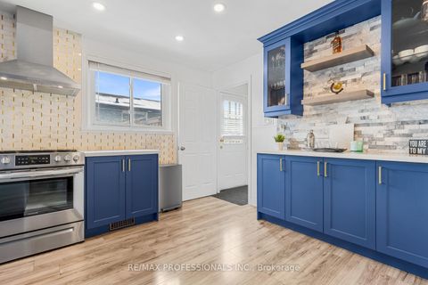 Photo 17 at 7656 Priory Crescent, Malton, Mississauga