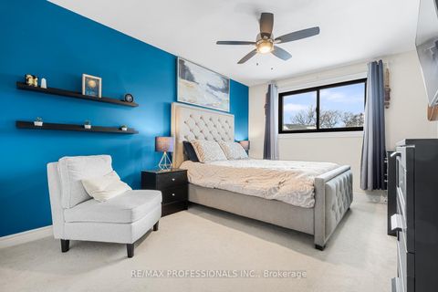 Photo 18 at 7656 Priory Crescent, Malton, Mississauga