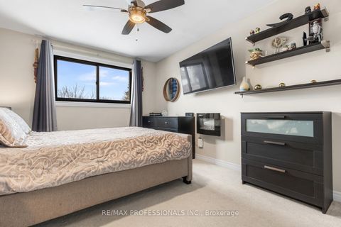 Photo 19 at 7656 Priory Crescent, Malton, Mississauga