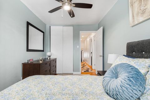 Photo 22 at 7656 Priory Crescent, Malton, Mississauga