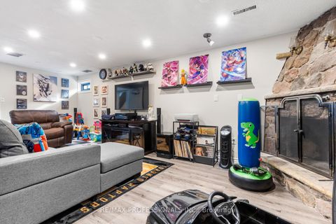 Photo 28 at 7656 Priory Crescent, Malton, Mississauga