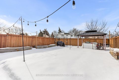 Photo 31 at 7656 Priory Crescent, Malton, Mississauga