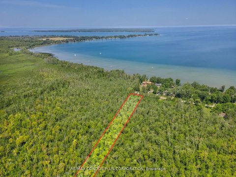 Photo 5 at 1 Donna Drive, Pefferlaw, Georgina