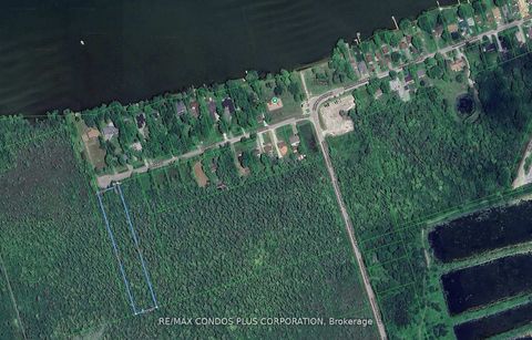 Photo 13 at 1 Donna Drive, Pefferlaw, Georgina