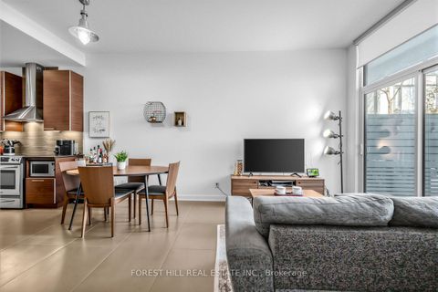 Photo 12 at 628 - 1 Market Street, Waterfront Communities C8, Toronto