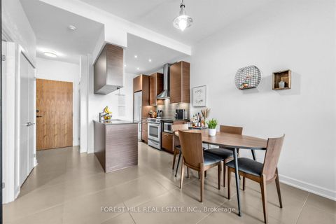 Photo 13 at 628 - 1 Market Street, Waterfront Communities C8, Toronto