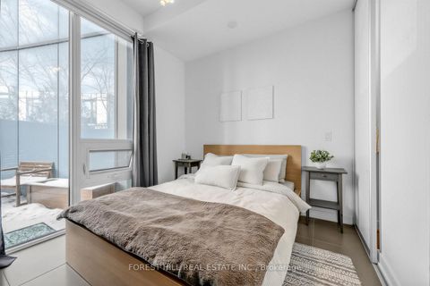 Photo 18 at 628 - 1 Market Street, Waterfront Communities C8, Toronto