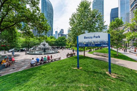 Photo 34 at 628 - 1 Market Street, Waterfront Communities C8, Toronto