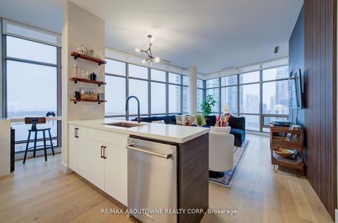 Photo 6 at Ph02 - 3 Navy Wharf Court, Waterfront Communities C1, Toronto