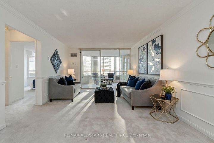 Photo 1 at 701 - 610 Bullock Drive, Markville, Markham