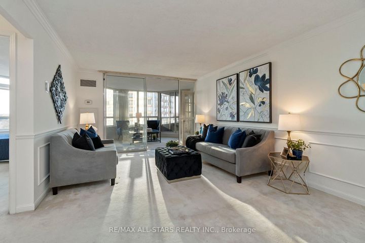 Photo 3 at 701 - 610 Bullock Drive, Markville, Markham