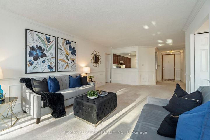 Photo 11 at 701 - 610 Bullock Drive, Markville, Markham