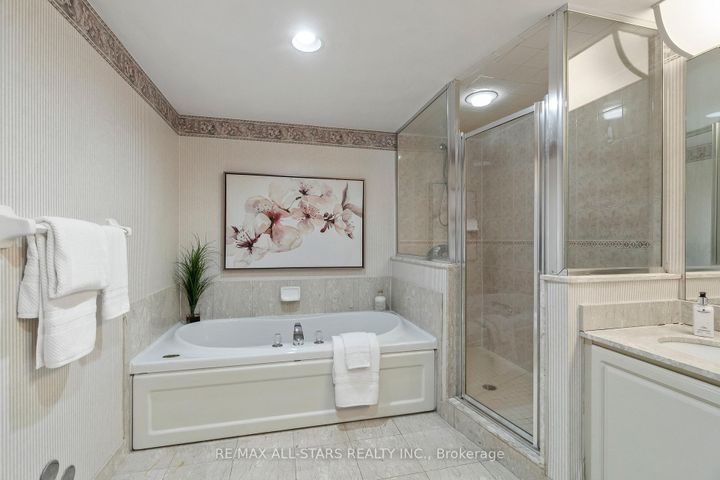 Photo 24 at 701 - 610 Bullock Drive, Markville, Markham