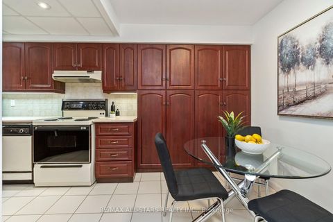 Photo 12 at 701 - 610 Bullock Drive, Markville, Markham