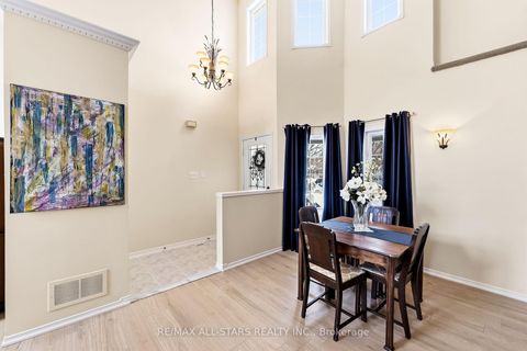 Photo 11 at 69 Matthewson Place, Brooklin, Whitby