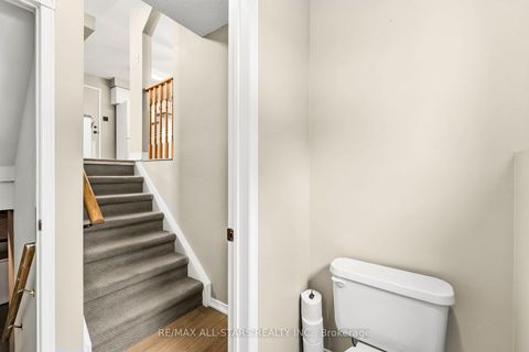 Photo 34 at 69 Matthewson Place, Brooklin, Whitby