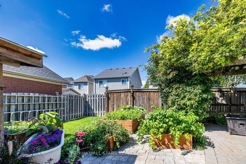 Photo 39 at 69 Matthewson Place, Brooklin, Whitby