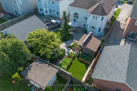 Photo 40 at 69 Matthewson Place, Brooklin, Whitby