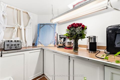 Photo 43 at 69 Matthewson Place, Brooklin, Whitby