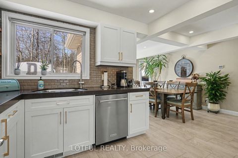 Photo 9 at 2212 Chalmers Crescent, Alcona, Innisfil