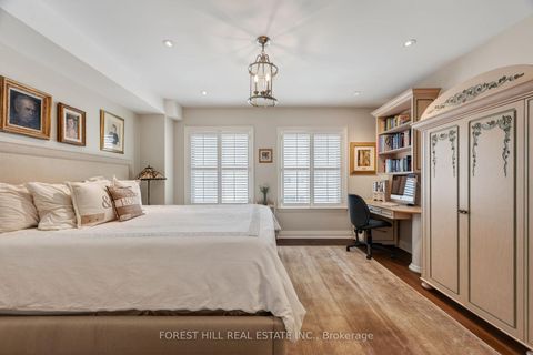 Photo 20 at 252 Spadina Road, Casa Loma, Toronto