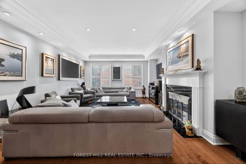 Photo 25 at 252 Spadina Road, Casa Loma, Toronto