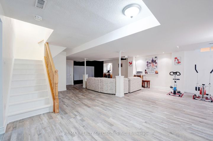 Photo 31 at 36 Devonsleigh Boulevard, Devonsleigh, Richmond Hill