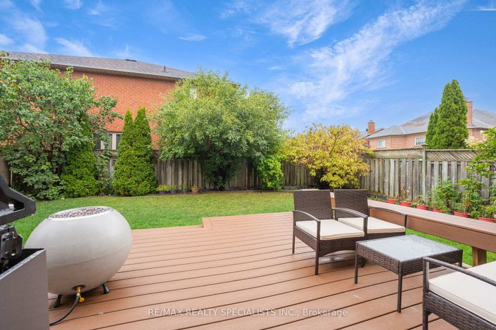 Photo 37 at 36 Devonsleigh Boulevard, Devonsleigh, Richmond Hill