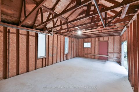 Photo 37 at 23 Hill Farm Road, Nobleton, King