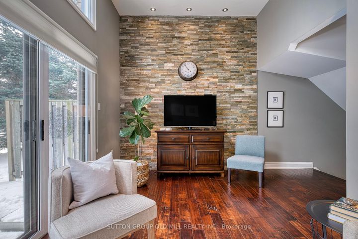 Photo 9 at 1 - 4 Bradbrook Road, City Centre West, Toronto