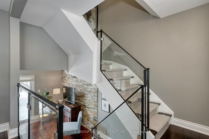 Photo 19 at 1 - 4 Bradbrook Road, City Centre West, Toronto