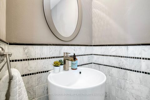 Photo 5 at 1 - 4 Bradbrook Road, City Centre West, Toronto