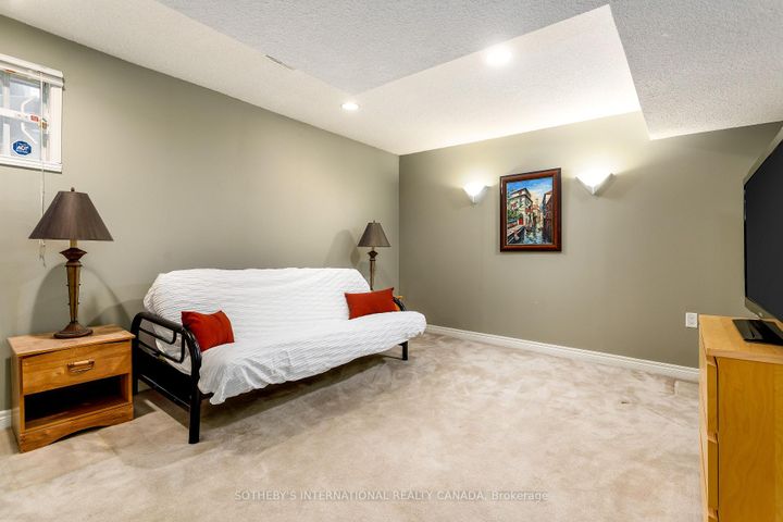 Photo 34 at 26 Tamarack Circle, The Westway, Toronto