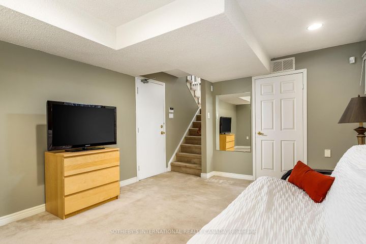 Photo 35 at 26 Tamarack Circle, The Westway, Toronto