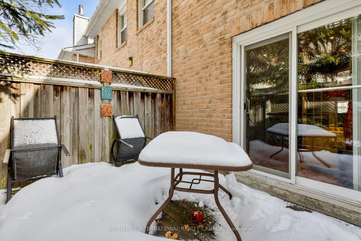 Photo 36 at 26 Tamarack Circle, The Westway, Toronto