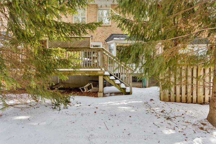 Photo 39 at 26 Tamarack Circle, The Westway, Toronto
