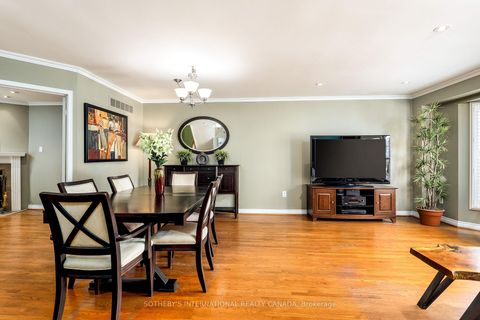 Photo 4 at 26 Tamarack Circle, The Westway, Toronto