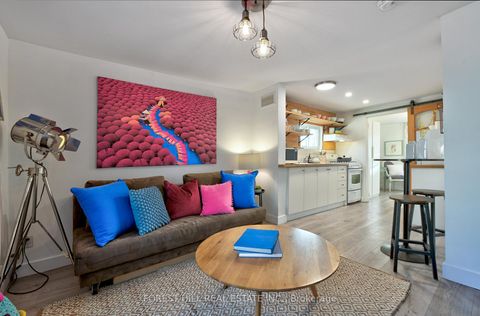 Photo 6 at 325 Westmoreland Avenue N, Junction, Toronto